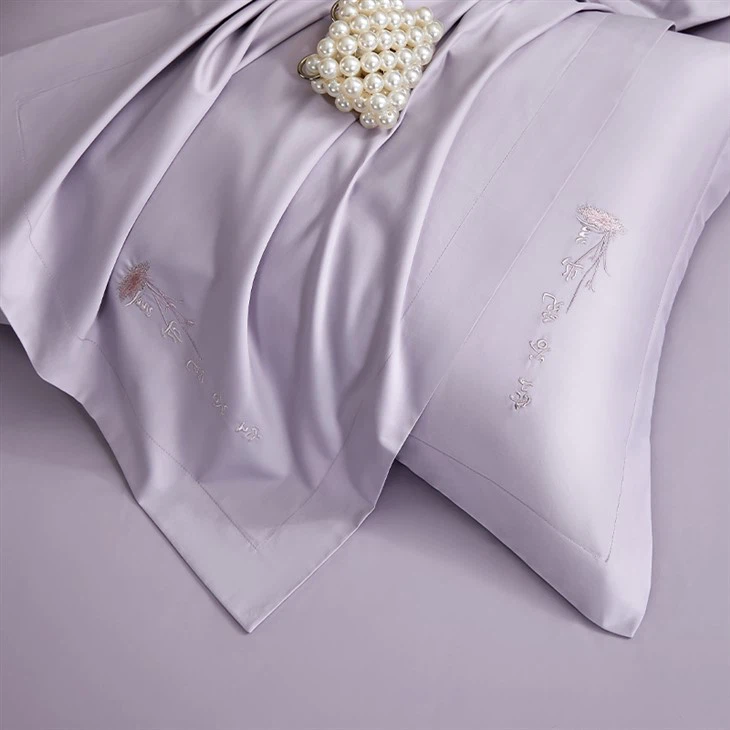 Embroidered Four-piece Bedding Set factory